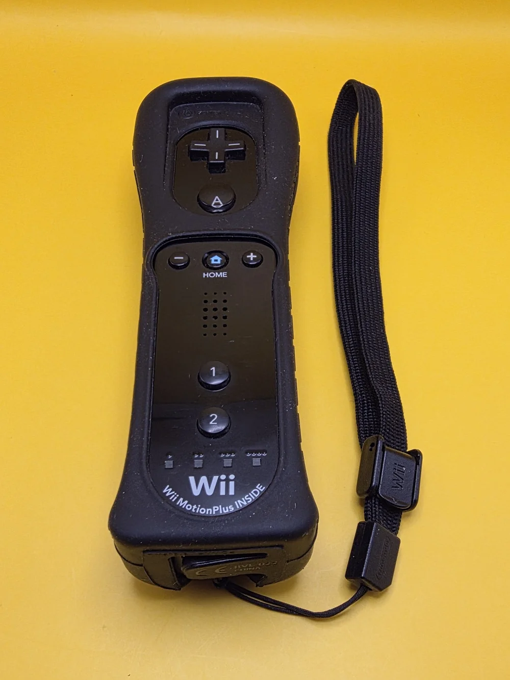 Black Wii MotionPlus Remote (RVL-036) + Jacket - TESTED and WORKING!
